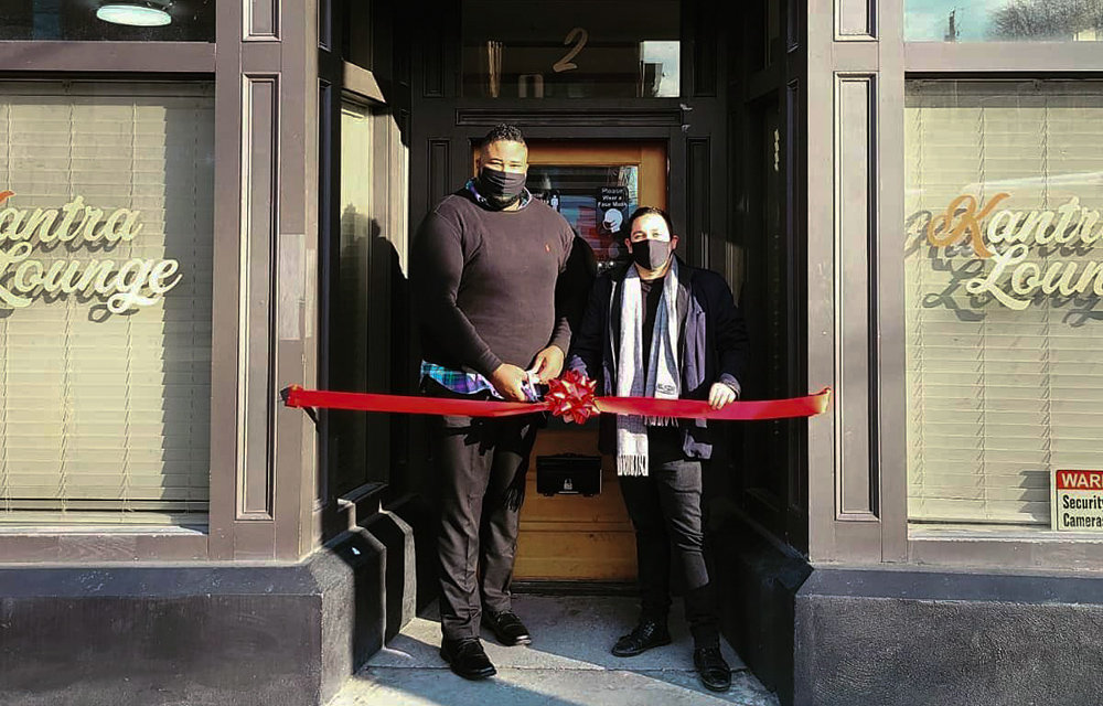 Kantra Lounge, Newburgh’s first juice bar and hookah lounge that doubles as an event space for locals to rent out, located at 2 Liberty Street, had its grand opening over the weekend where owner Dwayne Jordan and Orange County Legislator Kevindaryán Luján cut the ribbon.