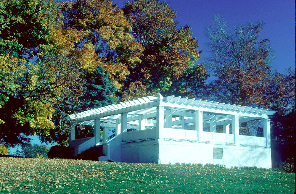 The Downing Park Pergola, as it appeared in 1986. It is now fenced in and covered with graffiti.